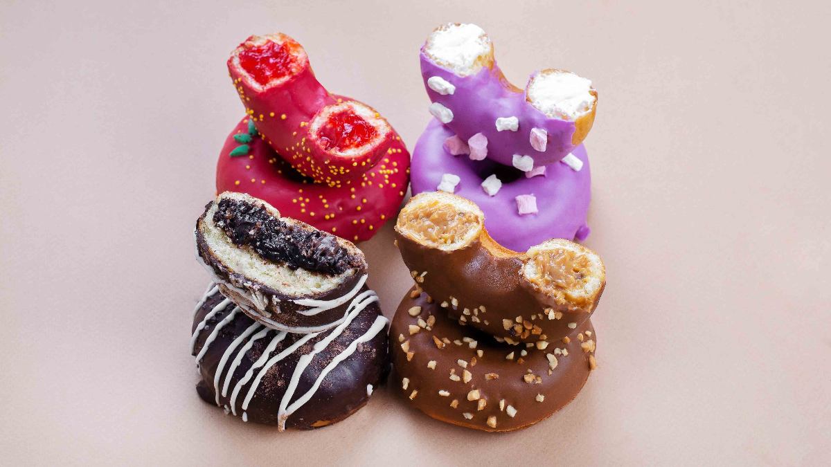 Фото Ассорти Премиальных Творожных Пончиков #2